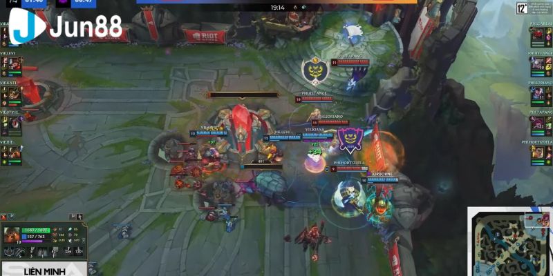 Liên Minh Huyền Thoại Đấu Trường Rực Lửa, Ai Sẽ Là Huyền Thoại? 3 Khám phá những pha giao tranh hấp dẫn trong game Liên Minh Huyền Thoại