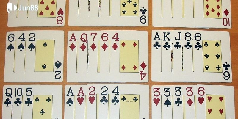 Mẹo Chơi Mậu Binh Tại Jun88 Giúp Tăng Tỷ Lệ Thắng Dễ Dàng 2 hieu-ro-luat-choi-mau-binh-thang-lon